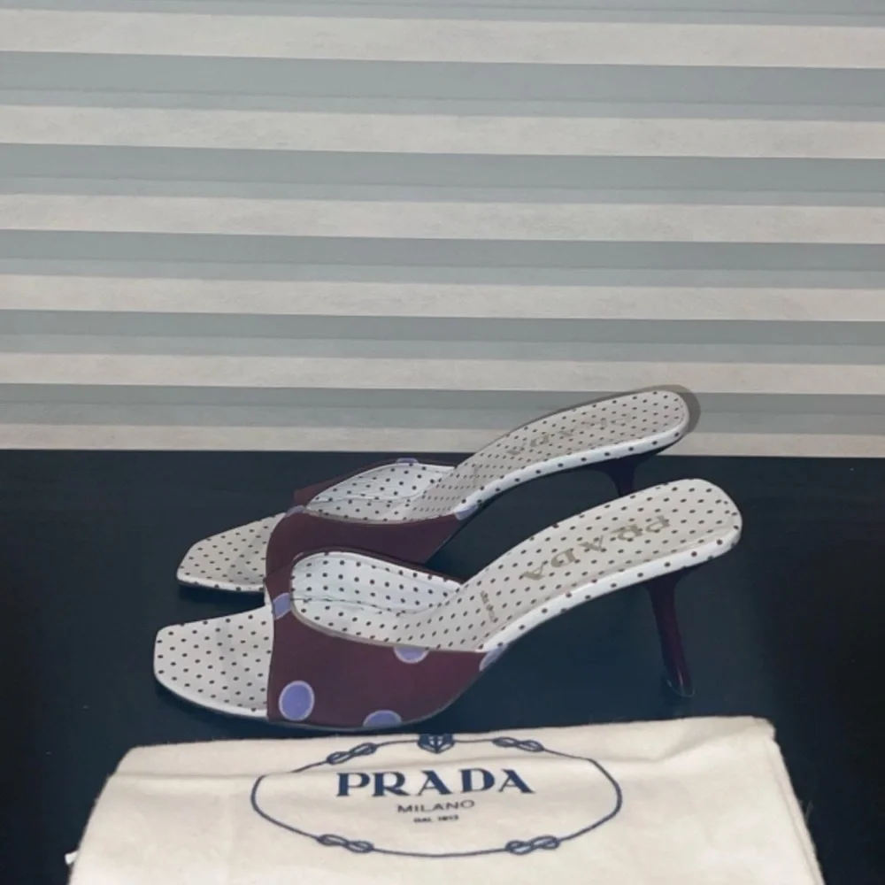 PRADA Spring Y2K Polka Dot Mule Kitten Heels - Picture 1 of 8